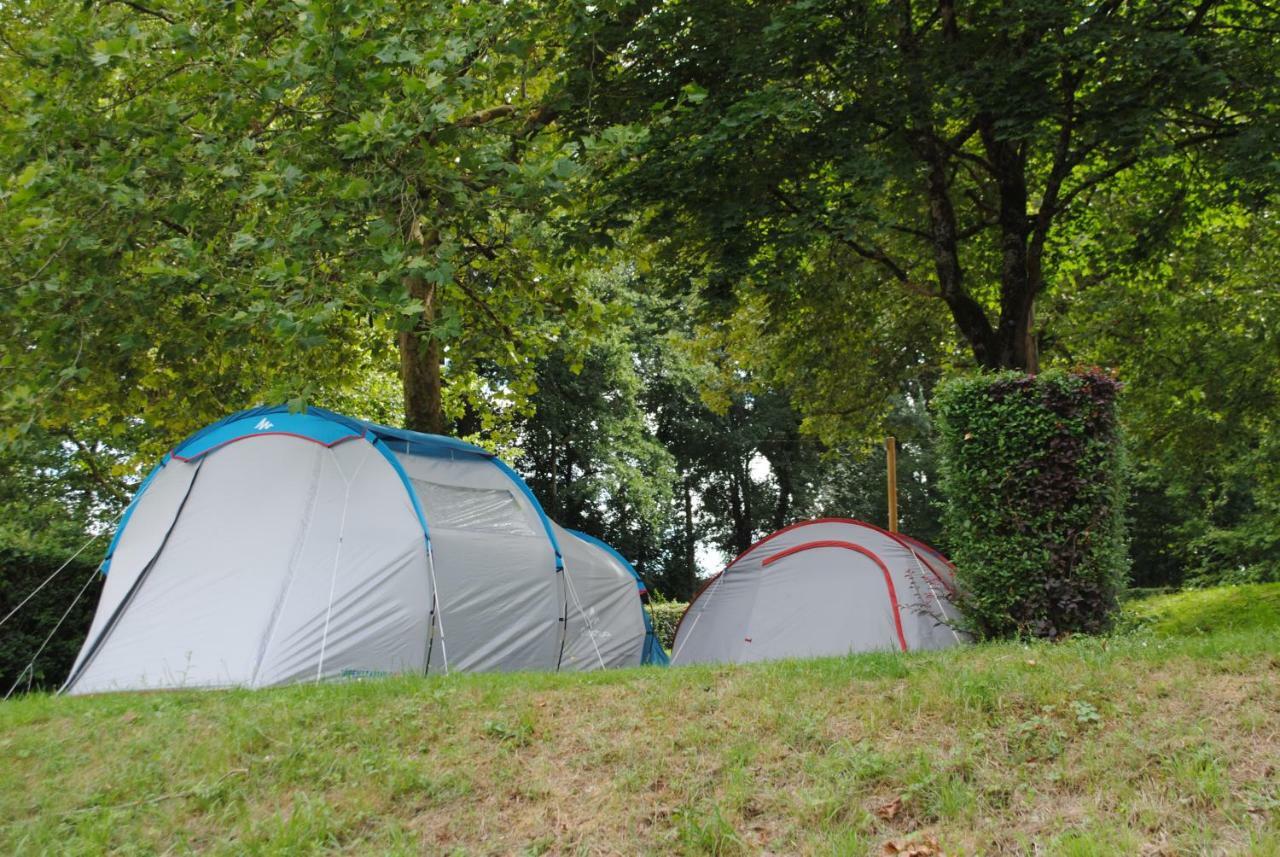 Camping Lac De Chardes Hotel L'Isle-Jourdain  Exterior photo